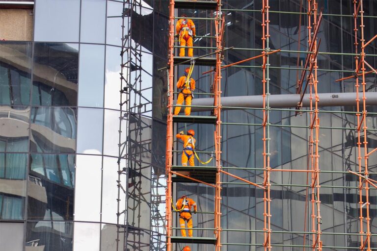Rise in Foreign Workforce Fills Gaps in Bosnia and Herzegovina’s Industries