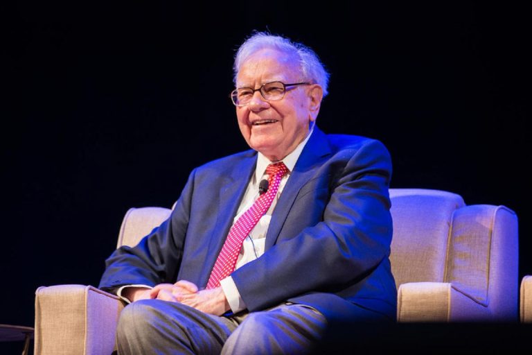 Warren Buffett Equates AI to Nuclear Armament