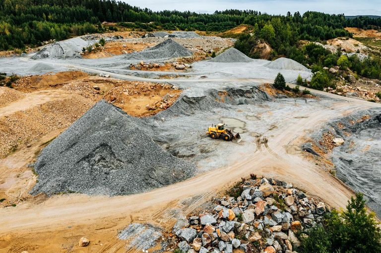 UK Prepares for Opening of First Lithium Mine in Cornwall