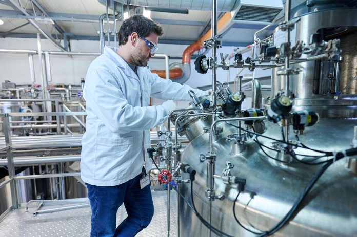US and Slovenian Firms Plastic Waste