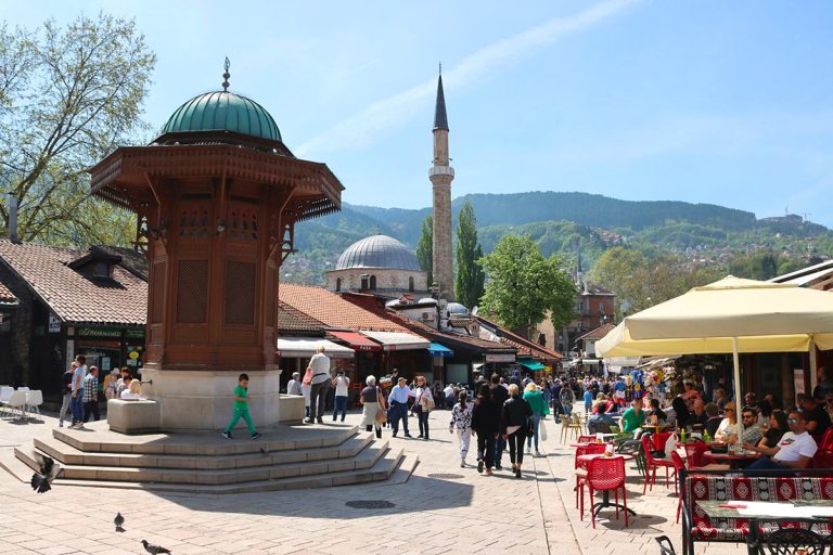 Bosnia Approves Bold Wage Reform to Boost Worker Incomes