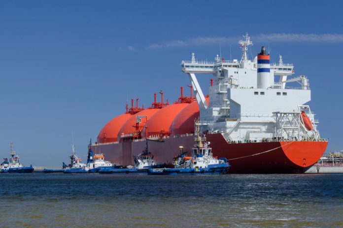 Lng,Tanker,-,A,Red,Ship,At,The,Gas,Terminal
