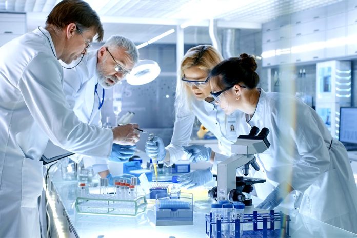 Team,Of,Medical,Research,Scientists,Work,On,A,New,Generation