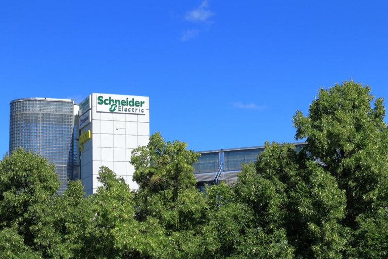 Schneider Electric Retains Top Spot in Canalys’ Sustainability Matrix