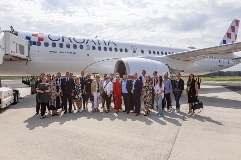 Croatia Airlines Showcases New Airbus A220 in Ljubljana