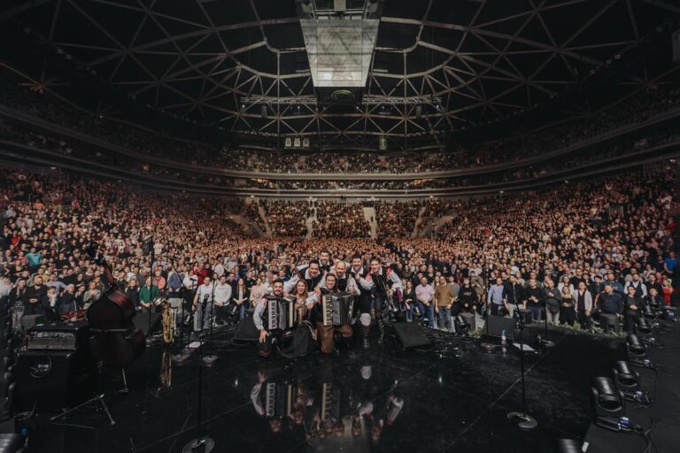 Avsenik Music Brings Audience To Its Feet At Stožice Arena
