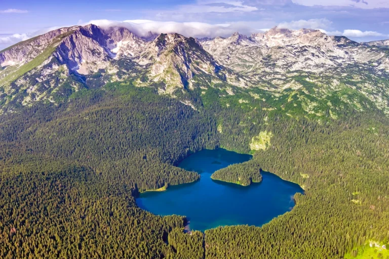 The Black Lake that Breathes