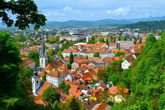 View,Of,The,Old,Town,Of,Ljubljana,With,Church,Towers