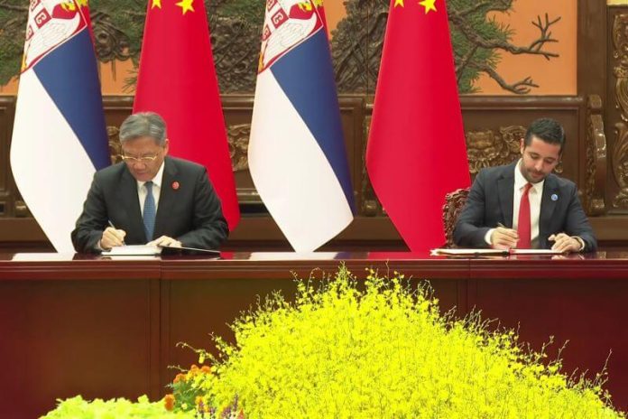 Serbia and China Sign Free Trade Agreement Serbia's Minister for Domestic and Foreign Trade, Tomislav Momirović, and China's Trade Minister, Wang Wentao
