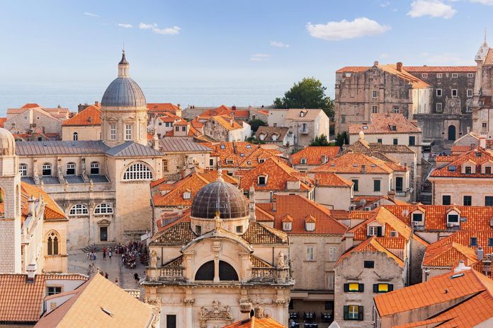 Dubrovnik Offers Up To €45,000 Housing Grants to Young Families Dubrovnik Offers Up To €45,000 Housing Grants to Young Families