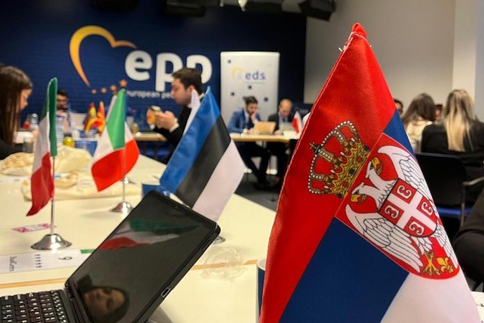 EDS Young Serbian Voices in Europe’s Policy Arena 2