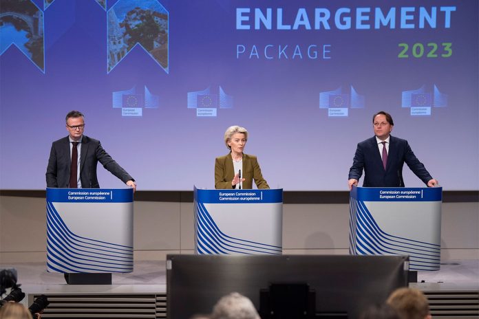 EU-Envisions-Expansion-1