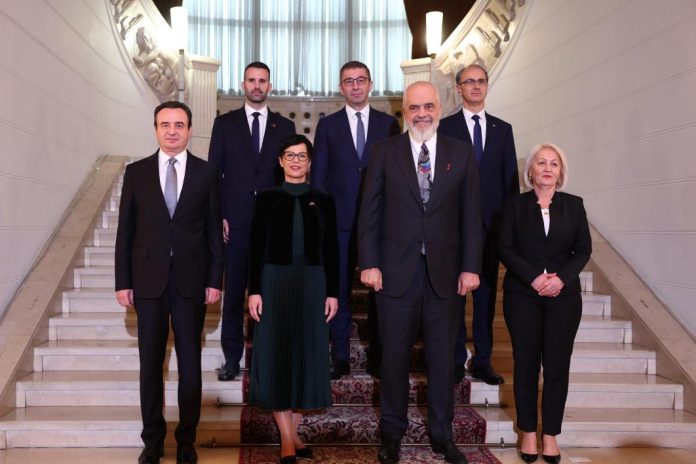 EU and World Bank Sign €54 Million Grant for Western Balkan Transport EU and World Bank Sign €54 Million Grant for Western Balkan Transport