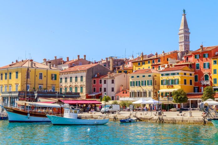 Colorful,Rovinj,In,Istria,With,Boats,In,The,Port,,Croatia