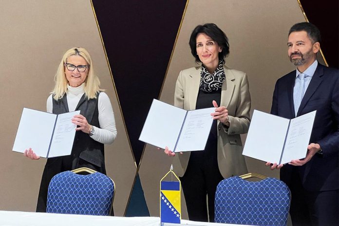 Serbia and Bosnia and Herzegovina Sign Cross-Border Programme (1)