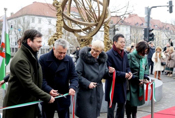 Slovenia Unveils Replica of Hallerstein’s Historic Armillary Sphere Slovenia Unveils Replica of Hallerstein’s Historic Armillary Sphere