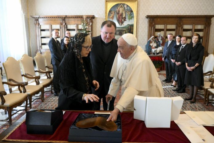 Slovenian President Meets Pope Francis, Urges Unity in Divided World Slovenian President Meets Pope Francis, Urges Unity in Divided World