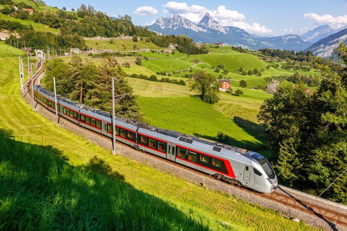 Slovenian Railways Unveil New Stadler Trains Slovenian Railways Unveil New Stadler Trains