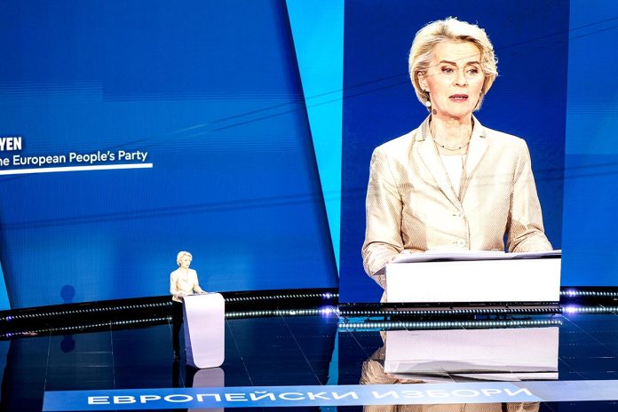 EU’s von der Leyen Scrambles for Centrist Coalition Amid Far-Right Surge EU’s von der Leyen Scrambles for Centrist Coalition Amid Far-Right Surge