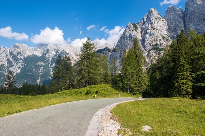 Slovenia Reduces Parking Capacity At Vršič Pass Slovenia Reduces Parking Capacity At Vršič Pass