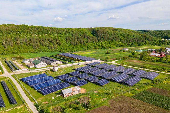 Bosnia Greenlights Balkans’ Largest Solar Park in €50M Hungarian Investment Bosnia Greenlights Balkans’ Largest Solar Park in €50M Hungarian Investment