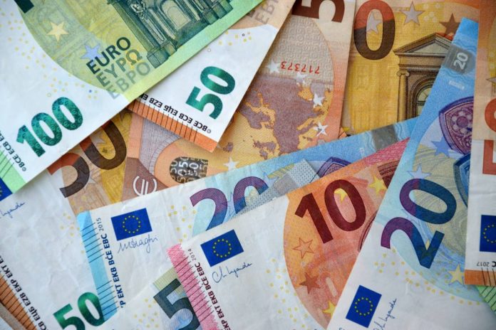 Montenegro’s €74,000 Salary Stands Out in November Payrolls Montenegro’s €74,000 Salary Stands Out in November Payrolls