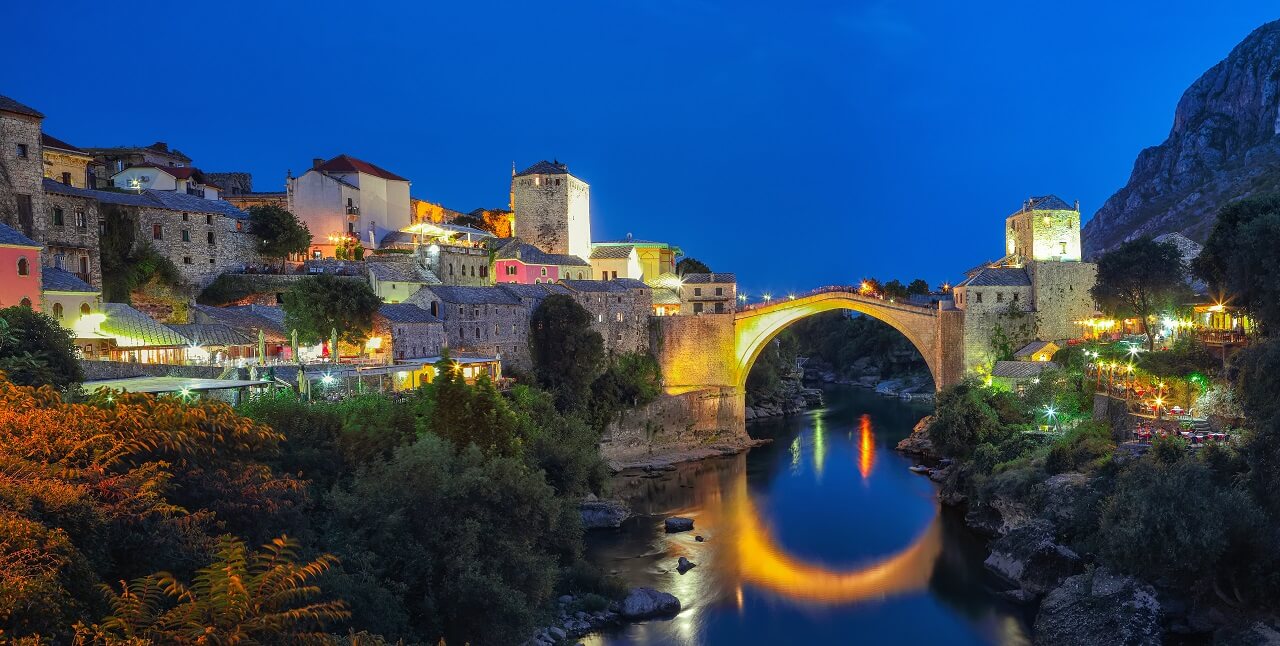 majestic-evening-view-of-mostar-with-the-mostar-bridge