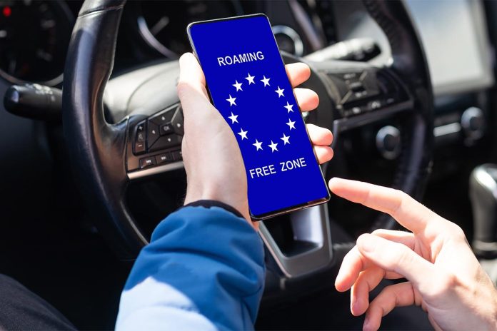 Free,Roaming,In,The,Euro,Zone,,Eu.,Cellphone