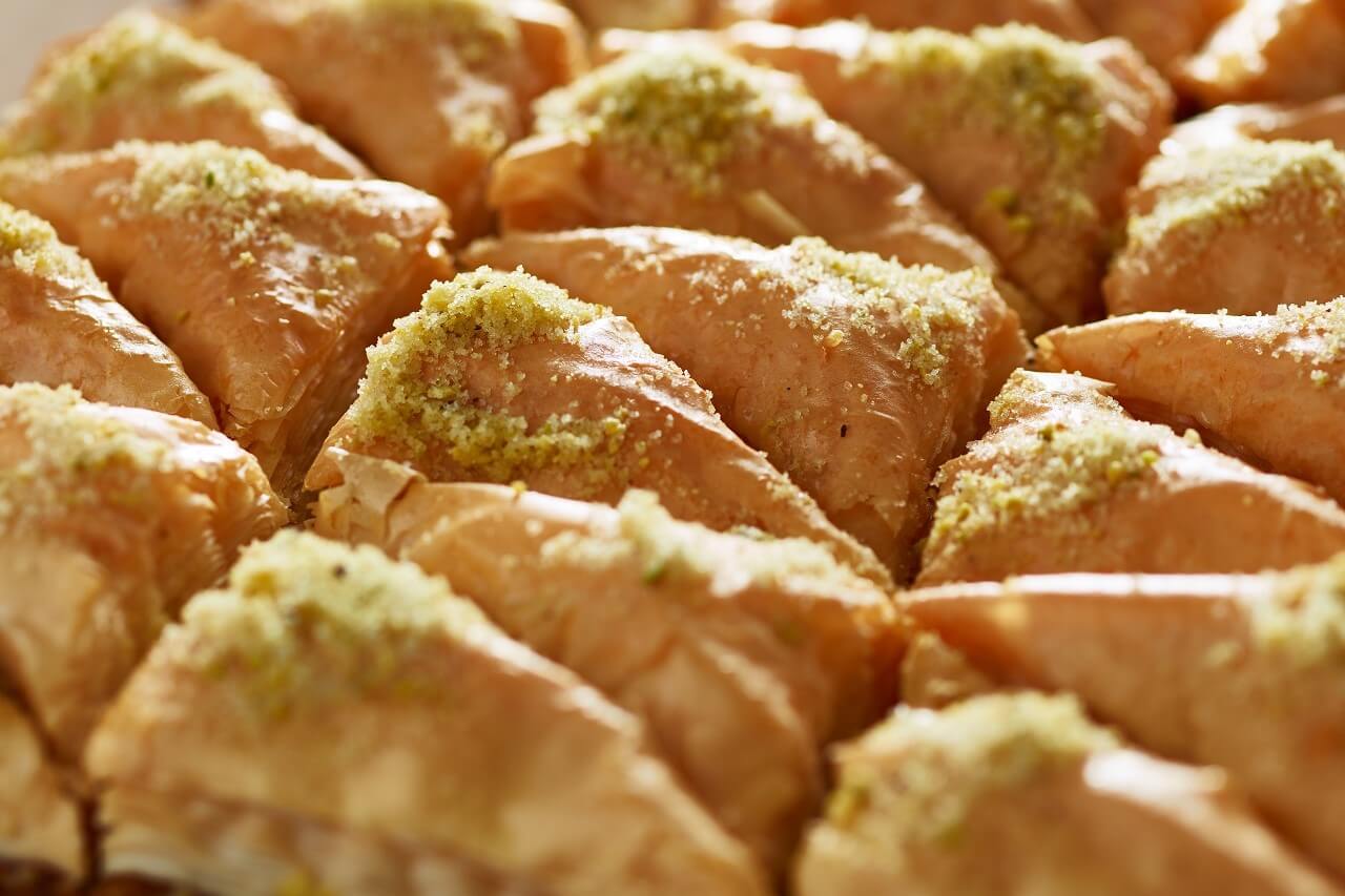 two-dozen-baklava-close-up